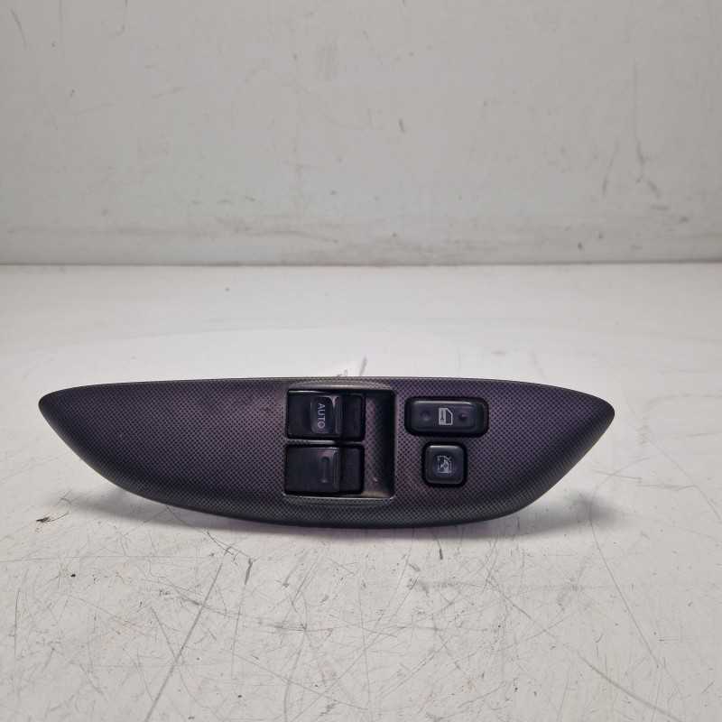 Pulsantiera alzacristalli alzavetro ant sx 8 pin Toyota Yaris P1 1.0i 16v 1999-07 7423252020C0