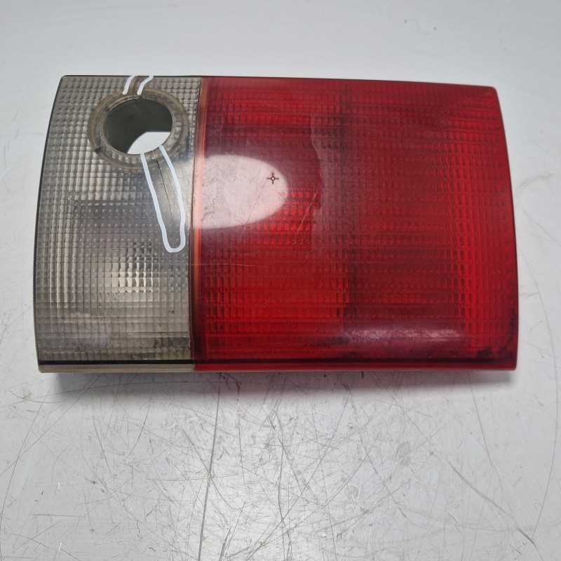 Stop faro fanale post DX Audi 80 MK4 B4 8C 2.0 B 66 KW 1991-95 8A0945094 interno gemma danneggiata