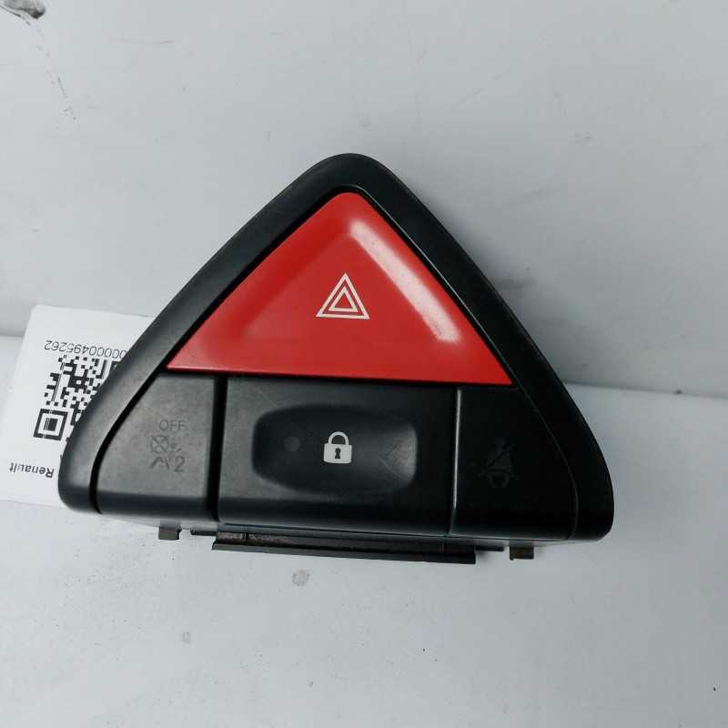 Interruttore pulsante luci emergenza Renault Koleos I HY 2.0 dci 2010 68485JY00A