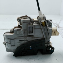 Serratura chiusura porta post sx 8 pin Audi A6 AllRoad Quattro 3.0 tdi 2006 4F0839015