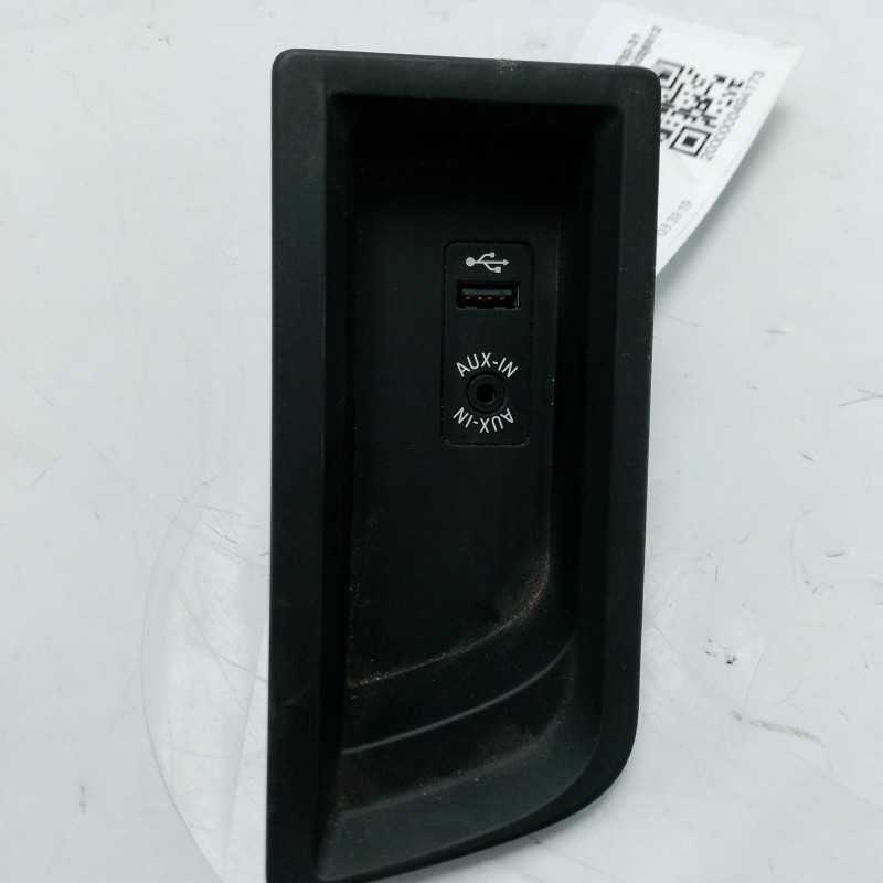 Prese connettori aux usb BMW serie 3 F30-31 320D 2011-16 51169207357 58450710 105026812