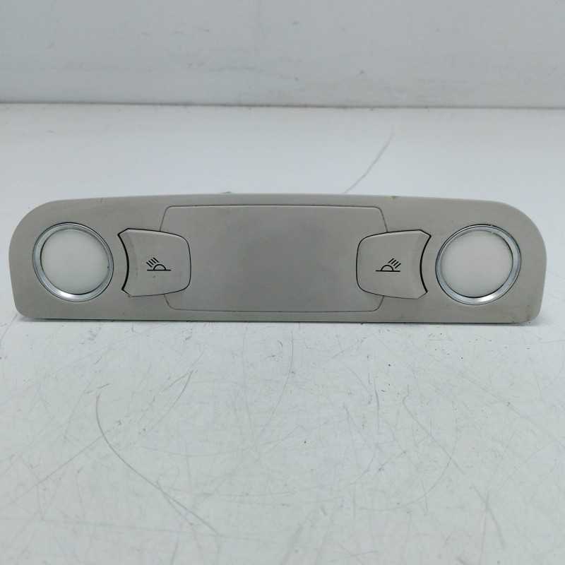 Plafoniera luce interna cortesia Audi A6 AllRoad Quattro 3.0 tdi 2006 4L0947111B