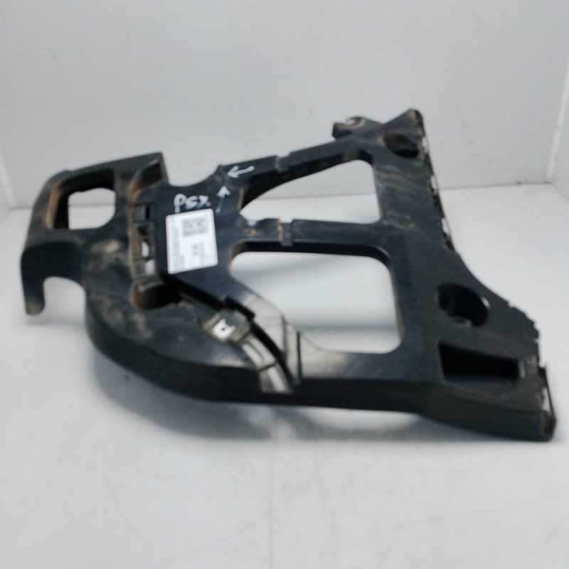 Supporto staffa sostegno paraurti post sx BMW X5 E70 xDrive30d 2008 51127158445 danneggiato