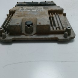 Centralina ecu motore Saab 9-3 1.9 TTiD 2011 55568896 0281015212