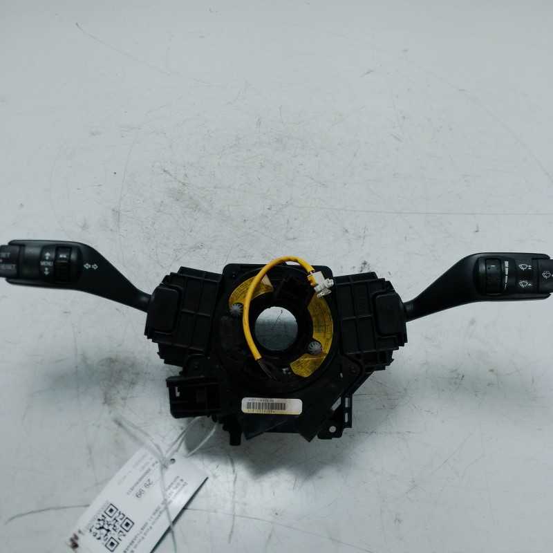 Devioluci deviosgancio Ford Focus SW MK2 2.0 B GPL 107 KW 2008-11 4M5T14A664AB contatto spiralato