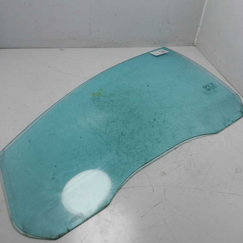 Vetro scendente ant SX Ford Focus SW MK2 2.0 B GPL 107 KW 2008-11 1342624