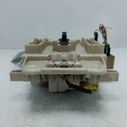 Centralina scatola fusibili  Toyota Rav 4 A2 2.0 D-4D 4WD 2004 1 SUPPORTO ROTTO
