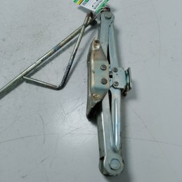 Cric martinetto sollevatore 1000kg Toyota Rav 4 A2 2.0 D-4D 4WD 2004 09111-42030