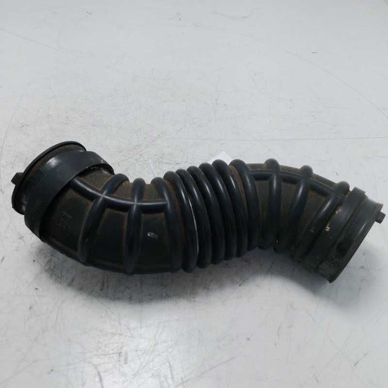 Tubo manicotto aspirazione Chevrolet Captiva 2.0 VCDI 110 KW 2006-11 96628960