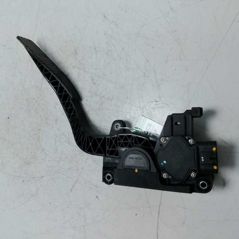 Pedale potenziometro accelleratore Chevrolet Captiva 2.0 VCDI 110 KW 2006-11 96625893