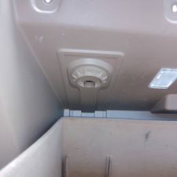 Cassetto vano portaoggetti Chevrolet Captiva 2.0 VCDI 110 KW 2006-11 96630055