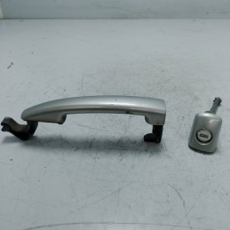 Maniglia esterna portiera ant SX Peugeot 207 1.4 HDI 50 KW 5P 2006 senza chiave