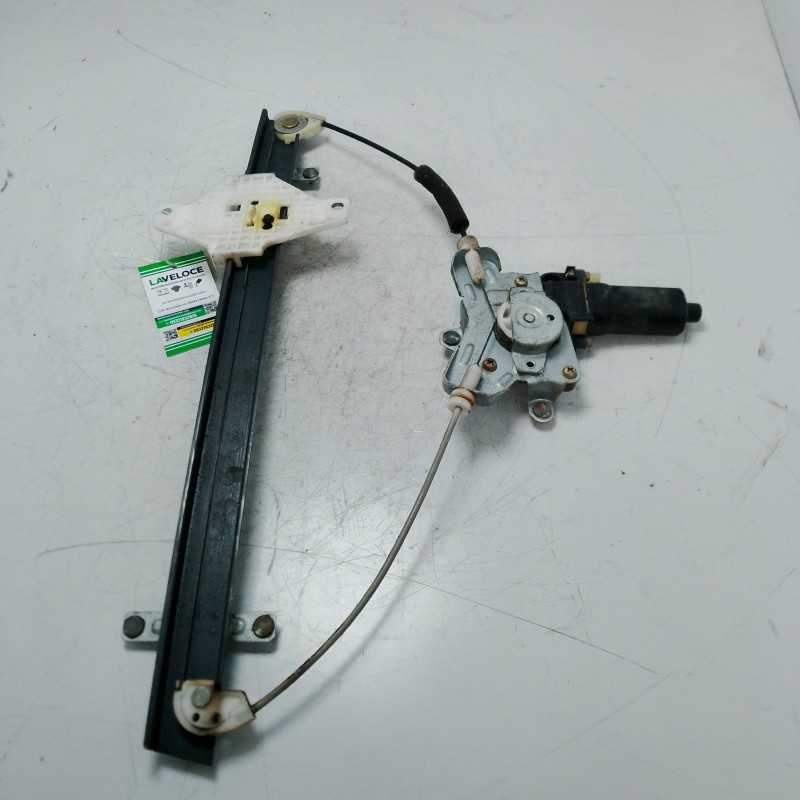 Motorino alzavetro ant DX Hyundai Terracan 2.9 CRDI 4WD 2003-06 82404-H1000