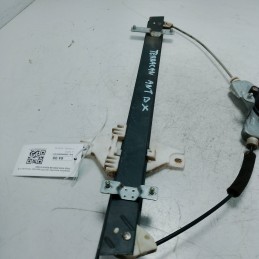 Motorino alzavetro ant DX Hyundai Terracan 2.9 CRDI 4WD 2003-06 82404-H1000