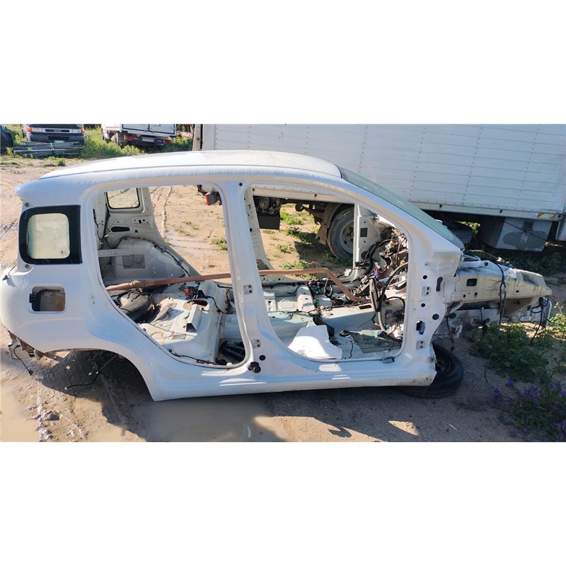 Per ricambi taglio carrozzeria Fiat Panda III 312 319 2013 Per ricambi taglio carrozzeria Fiat Panda III 312 319 2013