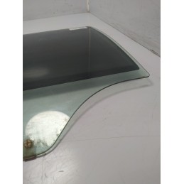 Vetro scendente post DX Chevrolet Captiva 2.0 VCDI 110 KW 2006-11 96624061 oscurato