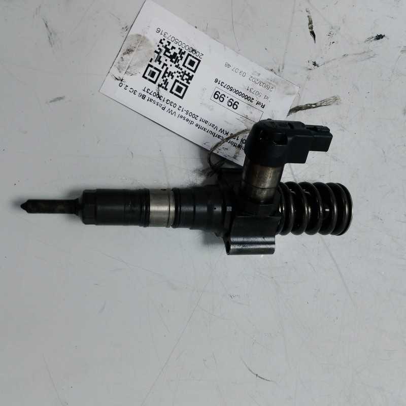 Iniettore carburante diesel VW Passat B6 3C 2.0 TDI 125 KW Variant 2005-12 03G130073T