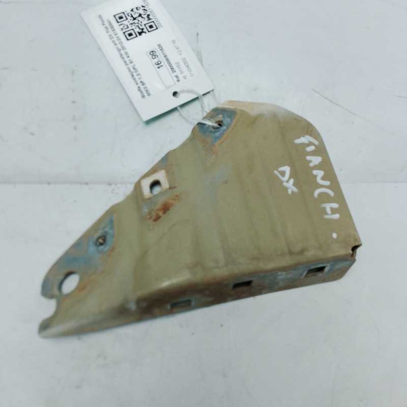 Staffa sostegno parafango ant DX Fiat Panda MK3 5P 1.2 GPL 51 KW 2012-24 51930841