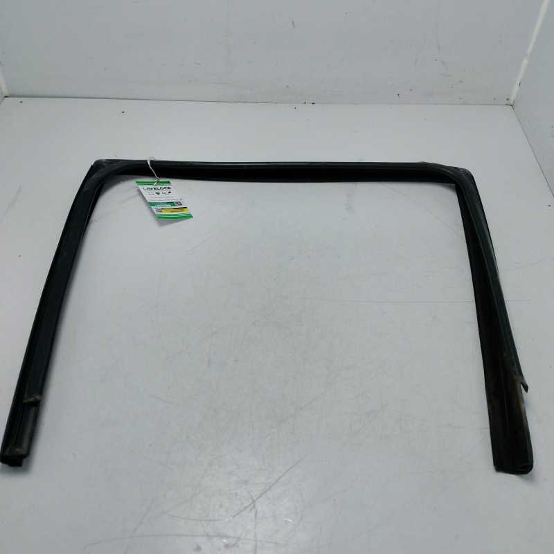 Guarnizione vetro portiera post DX Fiat Panda MK3 5P 1.2 GPL 51 KW 2012-24 52095992