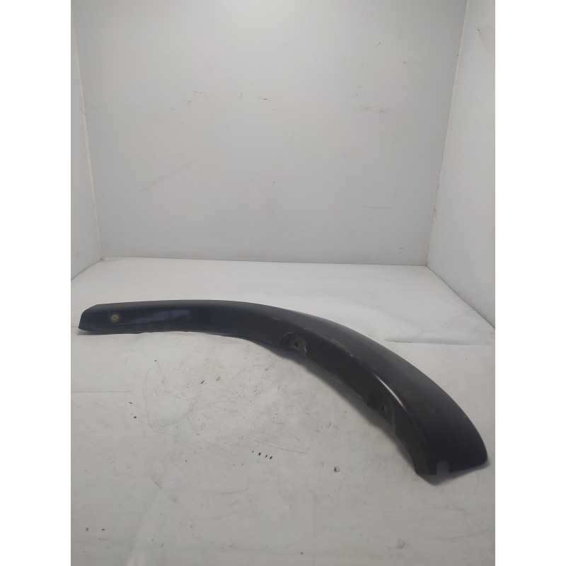 Modanatura passaruota post sx Toyota Rav 4 A2 2.0 D-4D 4WD 2004 75606-42090 1 gancio rotto