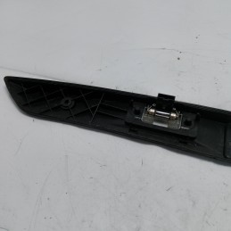 Supporto copertura modanatura luci targa VW Tiguan 5N 1.4 TSI 2009 5N0827287