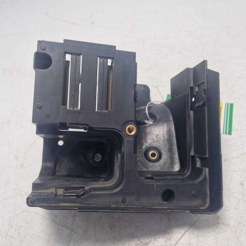 Supporto inf scatola portafusibili VW Tiguan 5N 1.4 TSI 2009 1K0907361B