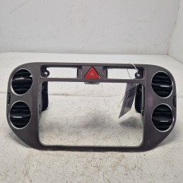 Cornice centrale cruscotto con bocchette aerazione VW Tiguan 5N 1.4 TSI 2009 5M0858071K pulsante 4 frecce