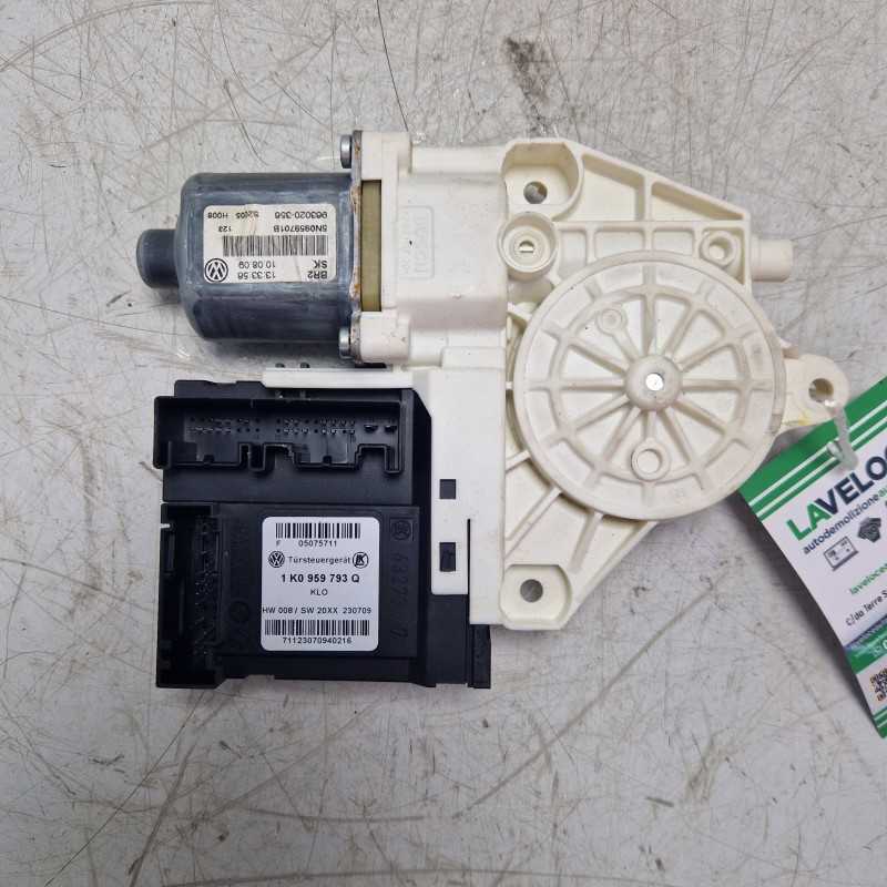 Motorino alzavetro ant SX VW Tiguan 5N 1.4 TSI 2009 5N0959701B 44pin