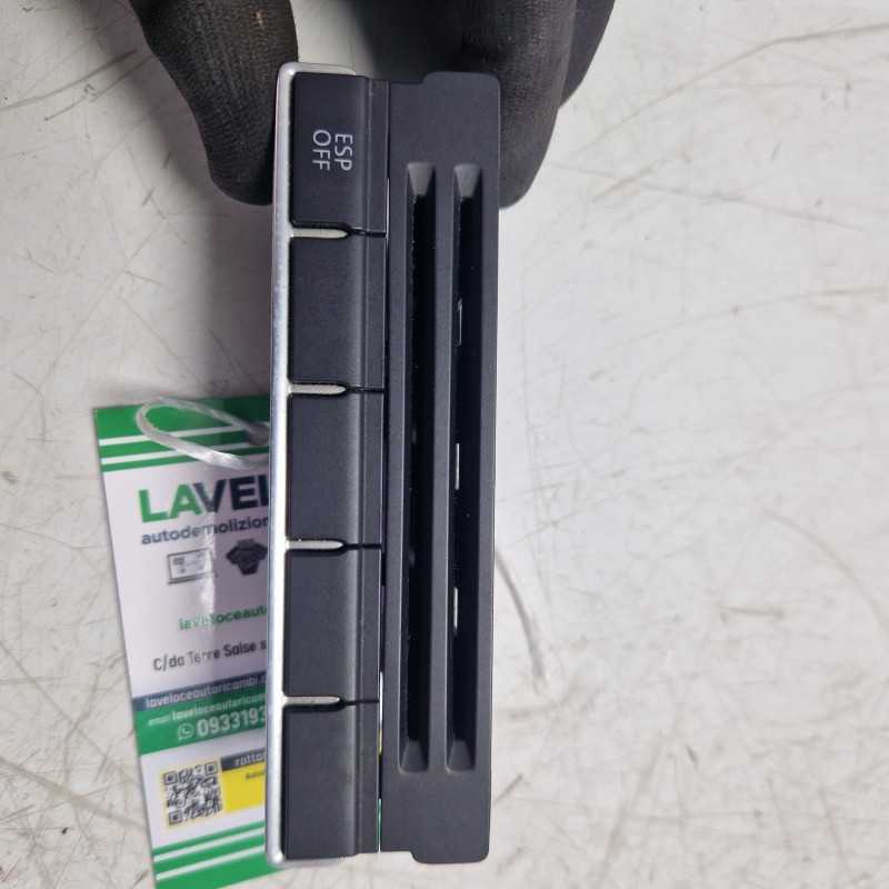 Pulsante interruttore ESP controllo stabilità VW Tiguan 5N 1.4 TSI 2009 5N1927132