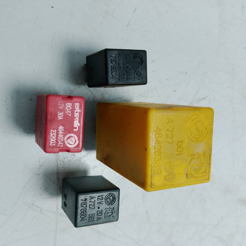 Relè 4 pz Fiat Brava 182 1.6 16v 1996-01 7676504 46446542 46426365