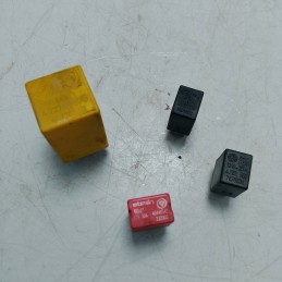 Relè 4 pz  Fiat Brava 182 1.6 16v 1996-01 7676504 46446542 46426365