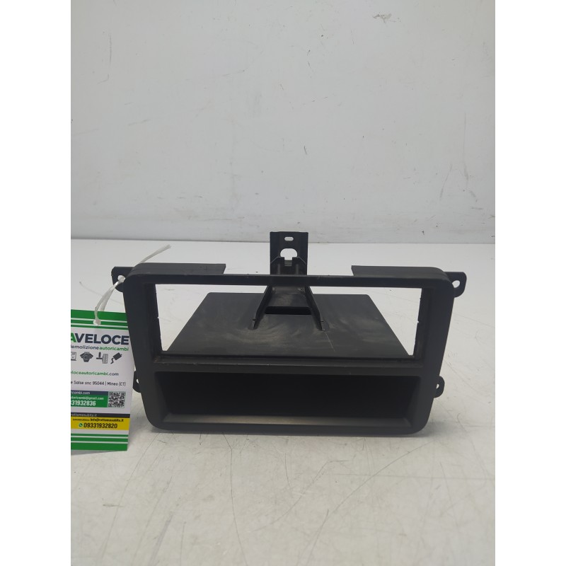 Vano portaoggetti cornice autoradio VW Golf MK5 Plus 1.6 B 75 KW 2005-13 1K0857058A