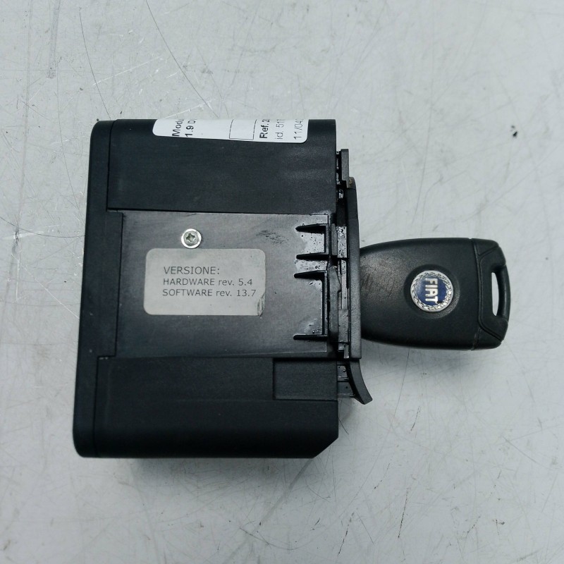 Modulo accensione con chiave Fiat Croma 194 1.9 D Mtj 2005-11 7354473430 chiave usurata