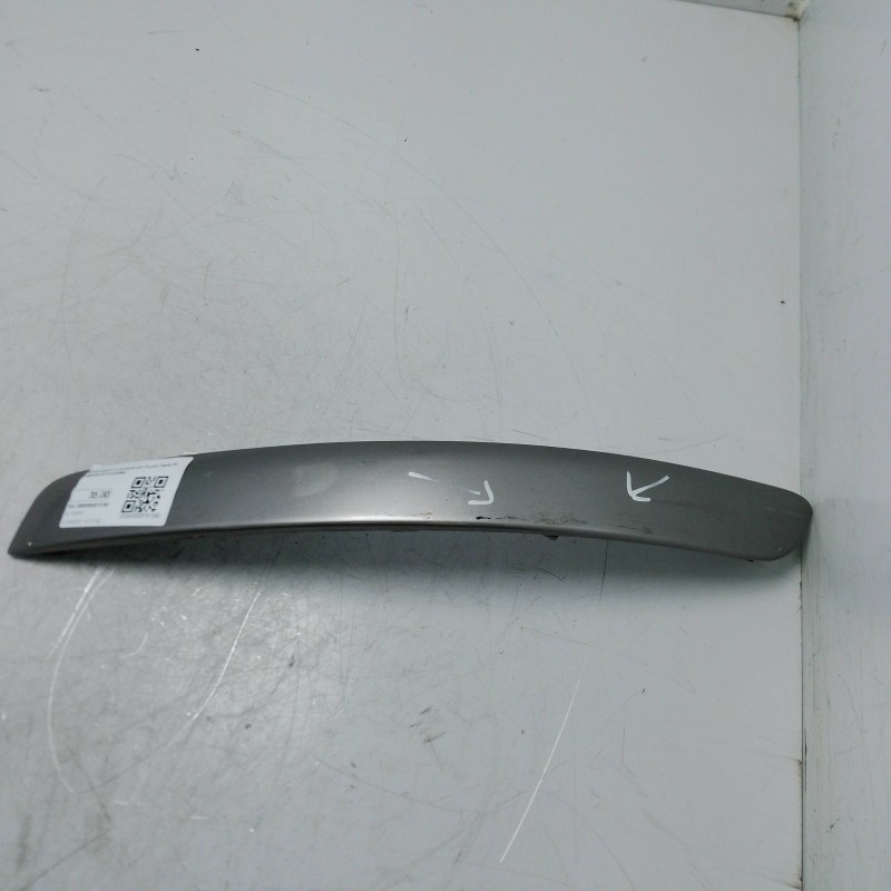Modanatura sx paraurti ant Toyota Yaris P1 1999-05 52713-52060 GRAFFIATA
