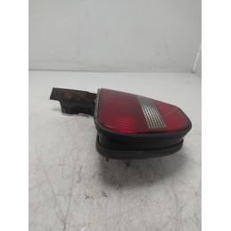 Stop Faro fanale post DX esterno Lancia Delta II 836 1.6 I.E. 1993-01 7798157