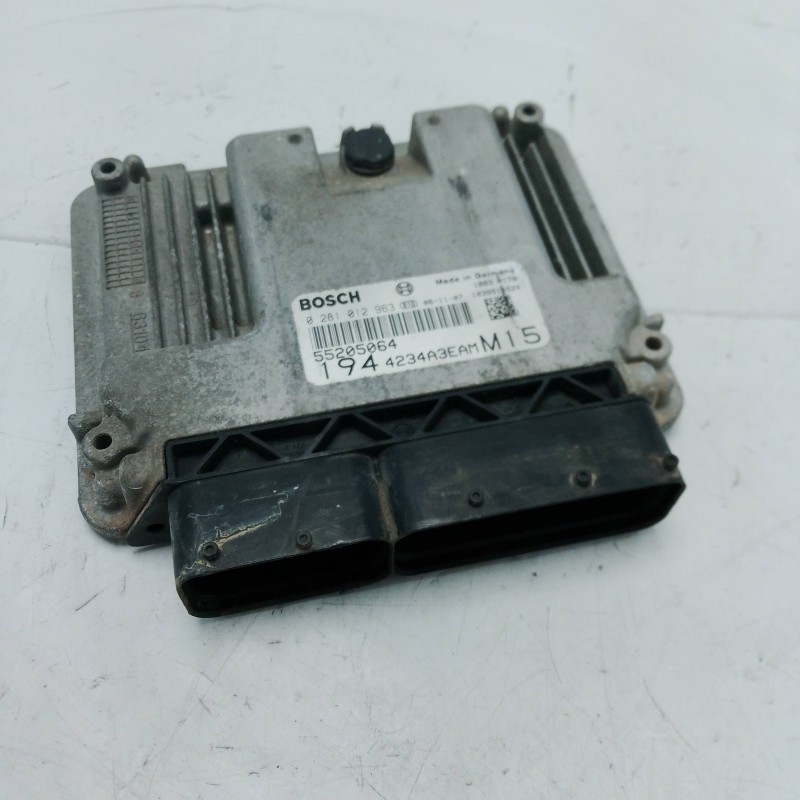 Centralina ecu motore Fiat Croma 194 1.9 mtj 2005-11 55205064 0281012963 1944234A3EAMM15