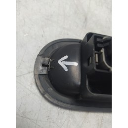 Interruttore alzavetro alzacristallo ant dx 6 pin Renault Clio III 1.5 dci 3P 2010 8200356517B 1 GANCIO ROTTO