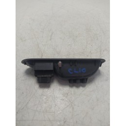 Interruttore alzavetro alzacristallo ant dx 6 pin Renault Clio III 1.5 dci 3P 2010 8200356517B 1 GANCIO ROTTO