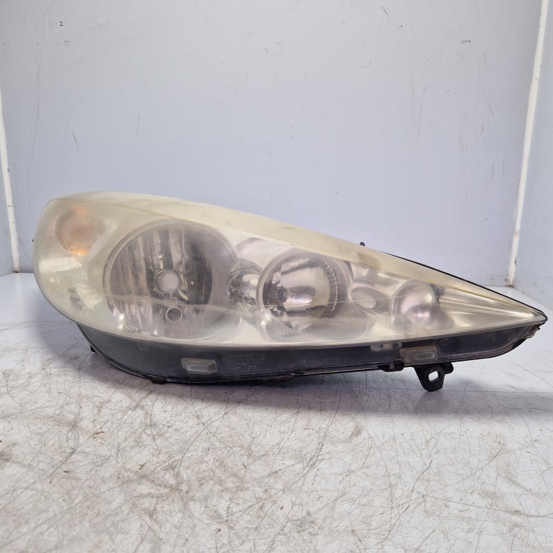 Faro fanale proiettore dx Peugeot 206 Plus 1.1b 2009-13 9686606280 1 gancio rotto