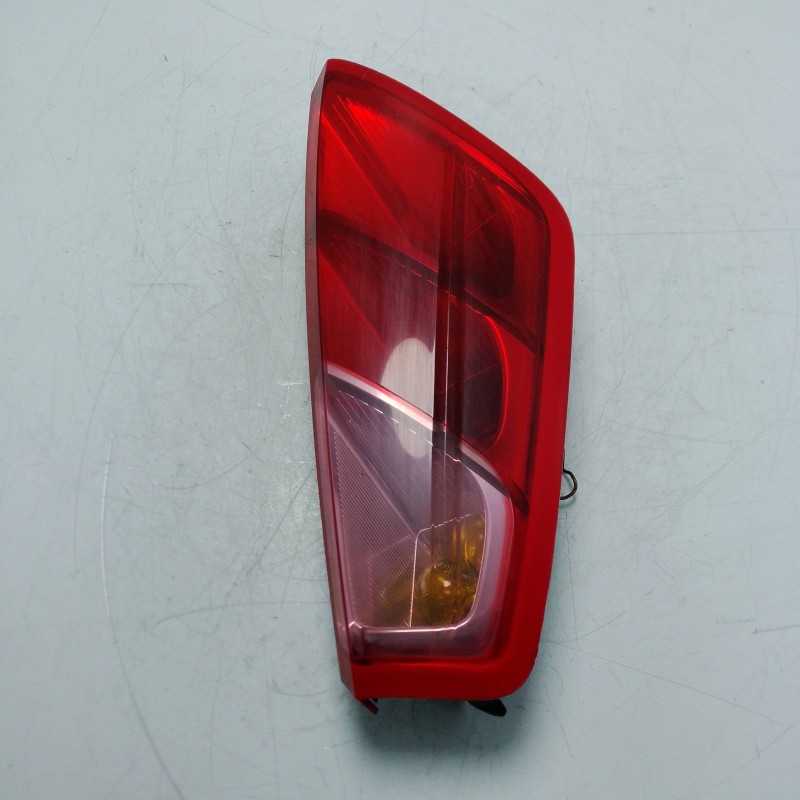 Stop faro fanale post SX Fiat Grande Punto 199 3P 1.3 MJT 66 KW 2005-14 51701589 un pin modificato