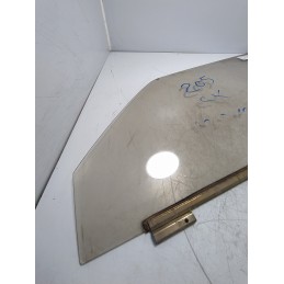 Vetro scendente ant SX Peugeot 205 3P 1.1 B 44 KW 1983-95 43R-000464 bronzo