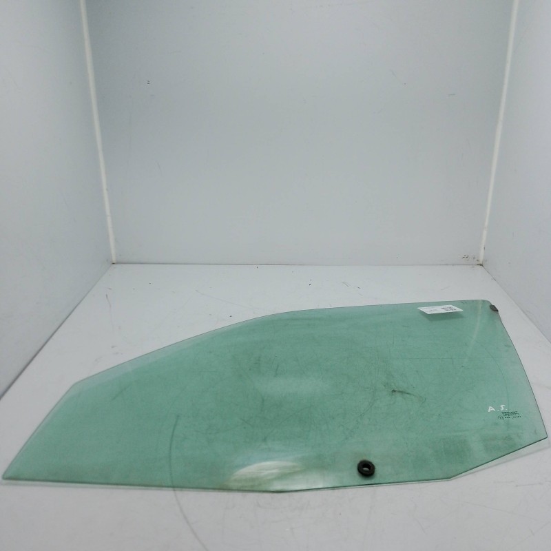 Vetro scendente finestrino porta ant sx Peugeot 106 1.1i 5p 1991-04