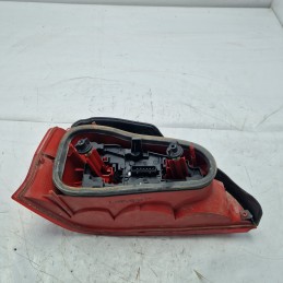 Stop fanale luci post  dx Peugeot 106 1.1i 1991-04 635184