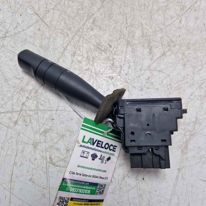 Devioluci leva comando fari frecce Peugeot 106 1.1i 1991-04 96236415ZL