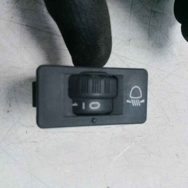 Interruttore regolazione fari Peugeot 207 SW 1.4 VTI 70 KW 2007-08 96384422XT