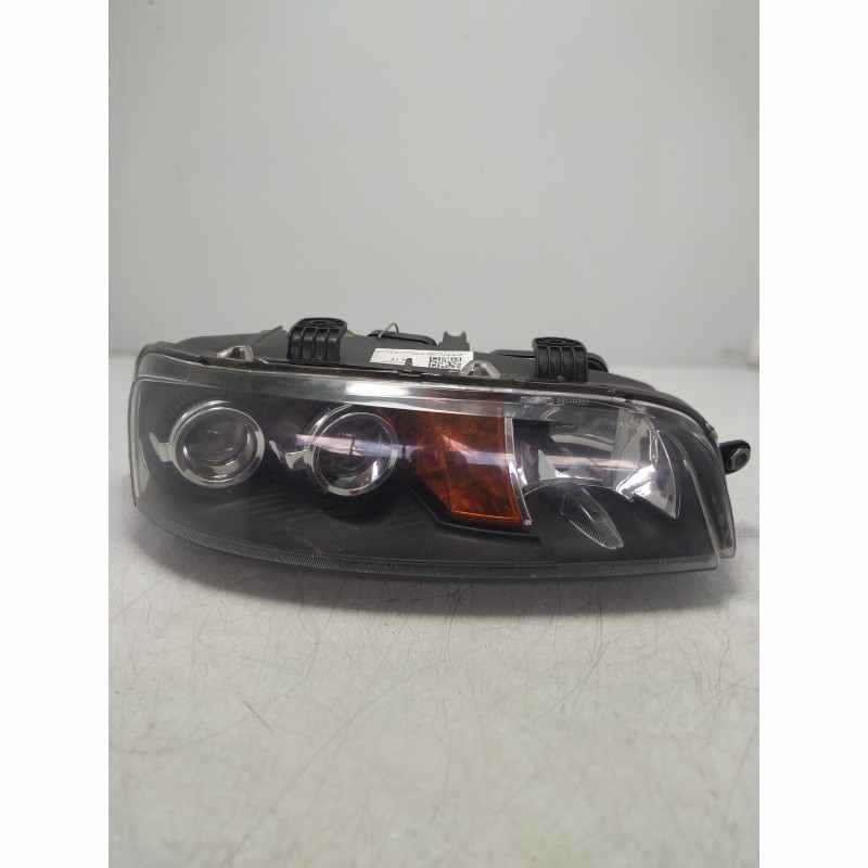 Faro fanale proiettore ant DX Fiat Punto MK2 188 1.2 B 44 KW 1999-03 086611132R Depo