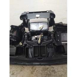 Cruscotto in pelle Mercedes GLE W166 C292 4Matic 2015-18 16941560 nudo con due leggeri graffi