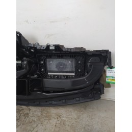 Cruscotto in pelle Mercedes GLE W166 C292 4Matic 2015-18 16941560 nudo con due leggeri graffi
