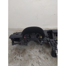 Cruscotto in pelle Mercedes GLE W166 C292 4Matic 2015-18 16941560 nudo con due leggeri graffi