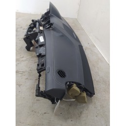Cruscotto in pelle Mercedes GLE W166 C292 4Matic 2015-18 16941560 nudo con due leggeri graffi